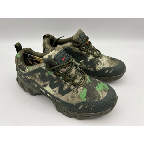 Треккинговые кроссовки «MAGNUM» летние в Альметьевске