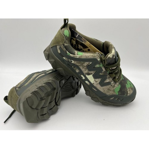 Треккинговые кроссовки «MAGNUM» летние в Альметьевске